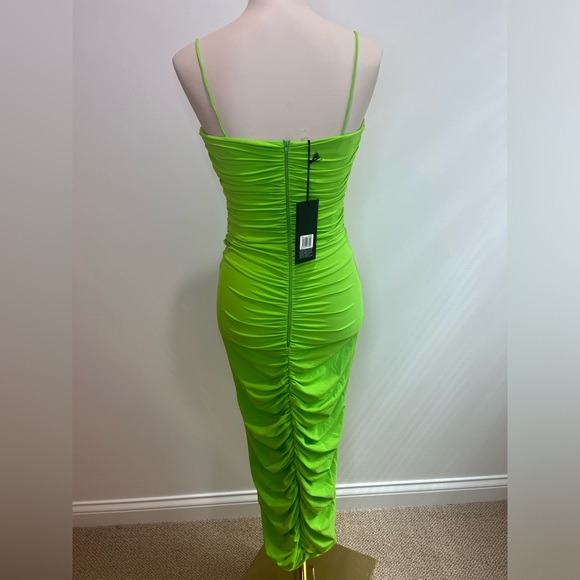 Alex Perry Everett Ruched Maxi Dress in Green Apple - Picture 13 of 16